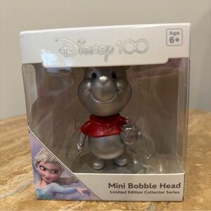 Disney 100 Mini Bobble Head – Winnie the Pooh (Silver Edition)